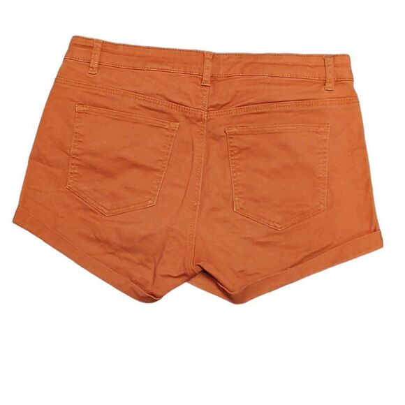 H&M Mid Rise Rust Colored Shorts Size 6 - Picture 2 of 4